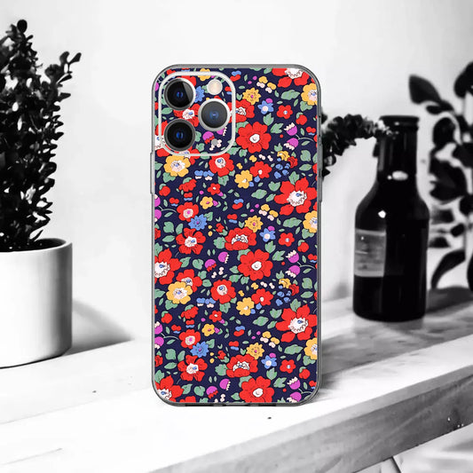 Coque souple Betsy Meadow Equinoxe pour iPhone 16, 15, 14, 13, 12, 11, X, XR, SE, 8, 7